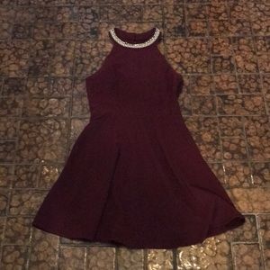 Burgundy sleeveless summer dress